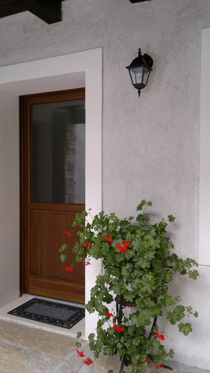 Affittacamere Nonna Leni Frisanco Exterior photo